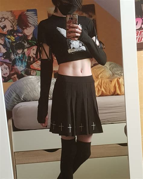 crop top femboy